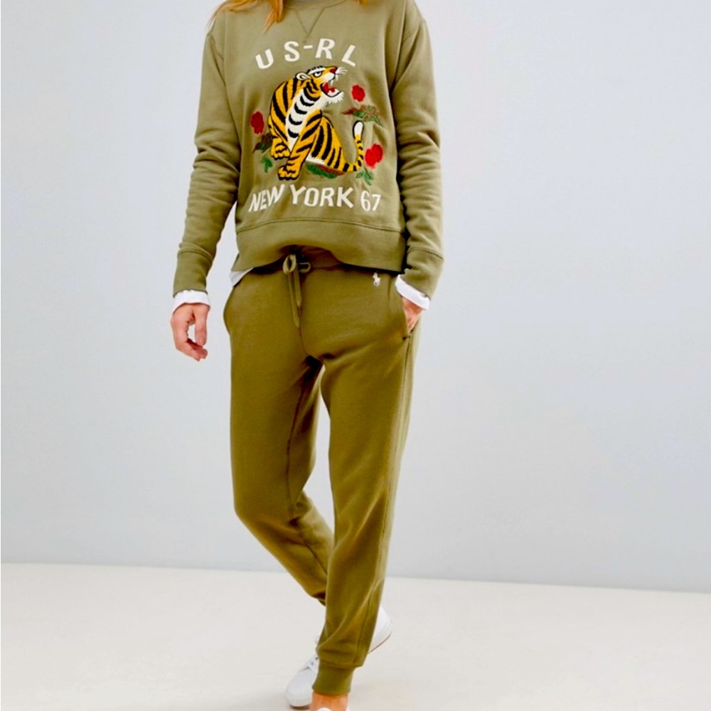 Polo Ralph Lauren tiger embroidered sweatshirt Size L